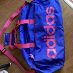adidas 旅行用バッグ