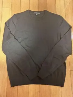 UNIQLO ブラック メリノクルーネックセーター