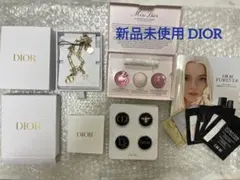 新品未使用 Dior チャームストラップ、ピンバッジ、サンプルセット