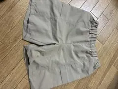 UNIQLO 130cm ベージュ ハーフパンツ