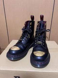DR. MARTENS 2023 YEAR OF THE RABBIT UK3 - メルカリ