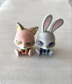 ディズニー　モフきゅんおすわりどーる ディズニーキャラクターズ　BANDAI