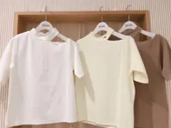 NICE CLAUP リブTシャツ 肩あき　テレコトップス　ワンショル　イエローのサムネイル