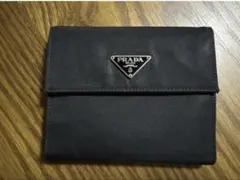PRADA 二つ折り財布 ブラック レザー