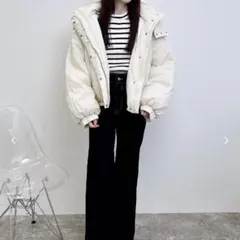 イング　ボトル袖金ボタンニット