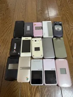 携帯電話 ガラケー 15点 まとめ セット