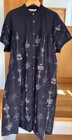 スーパーハッカ　刺繍ワンピース