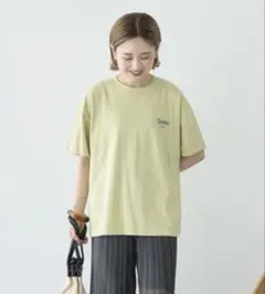 バックロゴ刺繍 半袖Tシャツのサムネイル