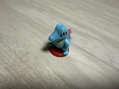 チョコエッグ　ポケモン　旅立ちの3匹　ワニノコ