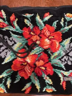 花柄刺繍ポーチFEILER