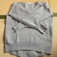 niko and ... グレー Vネック 長袖ニット