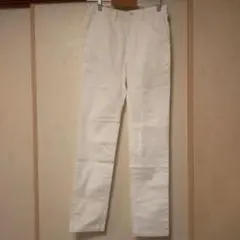 GUジーユー　白パンツ
