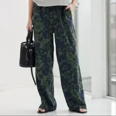 ジャーナルスタンダードレリューム　ベリープリントパンツ　グリーン