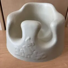 Bumbo ベビーチェア サンドベージュ