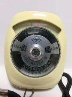 Item thumbnail for item b50dec5a-a2c2-4f7b-99bc-2bb3a96f529f