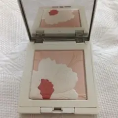 CLINIQUE パウダーチーク ピンク系