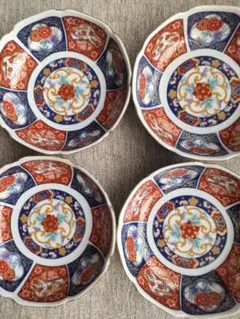 陶仙窯　古伊万里風　花紋金彩盛鉢4セットのサムネイル