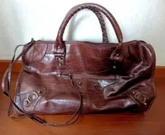 クロコダイル風 クロコダイル柄 クロコダイル調 レザーハンドバッグ 大きめ