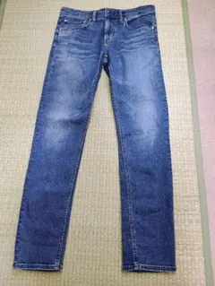 スリムフィット ブルーデニム