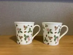 ウェッジウッド　ワイルドストロベリー　ペアマグカップ
