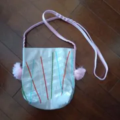 Item thumbnail for item ebb0e846-3a7a-4593-ba2e-ae7d57de738b