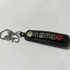 Item thumbnail for item ae2795b9-ef03-4a2d-bb63-0d1cc538753a