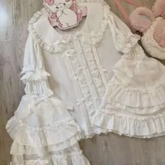 Item thumbnail for item 22181662-fb5a-48d5-93af-efeeffc748b3