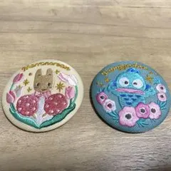 サンリオ　トレーディング　花言葉　刺繍　缶バッジ