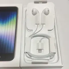 Apple純正イヤホン Earpods(Lightningコネクタ)のサムネイル