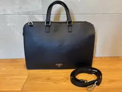 プラダ　サフィアーノレザーブリーフケース
