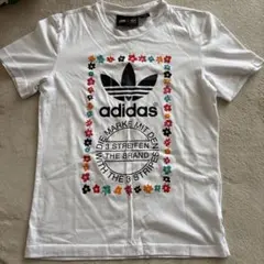 adidas Originals 花柄ロゴ Tシャツのサムネイル