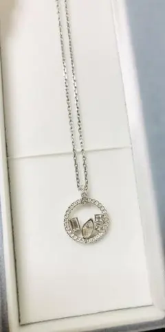 スワロフスキーネックレス☆レディース☆即購入OK！