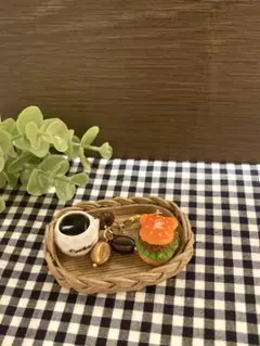 cafe⁑くまちゃんバーガー⁑コーヒー☕️アクセサリーファスナーミニチャームセット