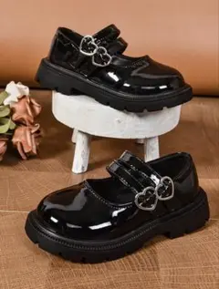 19.5cm ブラックフォーマルシューズ ハート型バックル付き