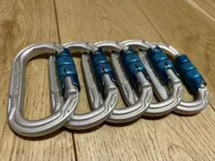 Item thumbnail for item 2386fe35-a7a9-4c4e-a673-a1ab089eed1b