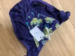 必ずプロフィール拝見　紫色 花柄アクセント Mサイズ Tバックショーツ