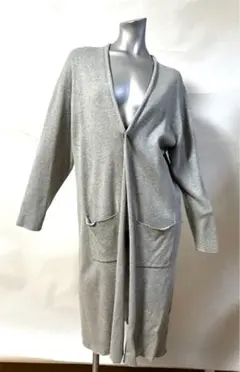 ￼ローリーズファームのロングカーディガン