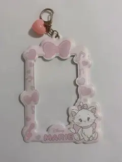 Item thumbnail for item 2a960638-d0b8-46f0-ad4a-bb0c43c167ea