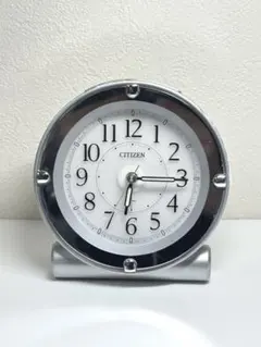 CITIZEN 起きてイルカ？ おしゃべり目覚まし時計 シチズン 置時計 ジャンク品】起きてイルカ？ シチズン 目覚まし時計 - メルカリ