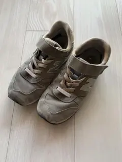 New Balance グレー スニーカー 373 キッズ　21cm