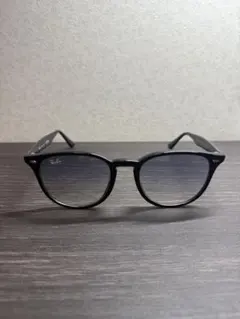 Ray-Ban RB 4259-F サングラス 601/19