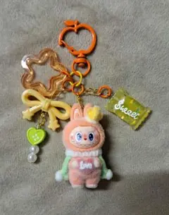 LABUBU マントぬいぐるみキーホルダー オレンジ ラブブ