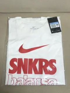 【即購入可】韓国限定 NIKE SNKRS Tシャツ M サイズ【新品未使用】