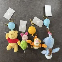 ディズニーストア くまのプーさん ぬいぐるみキーホルダー 風船 2022 ディズニーストア くまのプーさん ぬいぐるみキーホルダー 風船 2022
