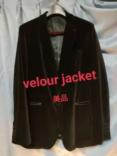 Item thumbnail for item 04fd670c-b1cf-49f1-8caf-a7c5ccd8fc69