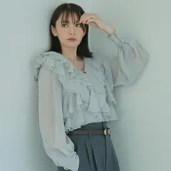 COCODEAL ココディール ブラウス トップスのサムネイル
