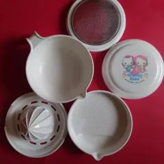 サンリオ Hello Kitty 多機能万能！調理器具セット！