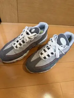 Nike Air Max 95 グレーホワイト 27.5cm