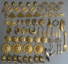 昭和レトロ 真鍮 額釘 古金物 アンティーク 42個 フック ハンギング 昭和レトロ 真鍮 額釘 古金物 アンティーク 42個 フック ハンギング