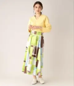 【ニャオハ様ご予約品】UNTITLED半袖ニット&柄スカート×２点 ニャオハ様ご予約品】UNTITLED半袖ニット&柄スカート×2点 - メルカリ
